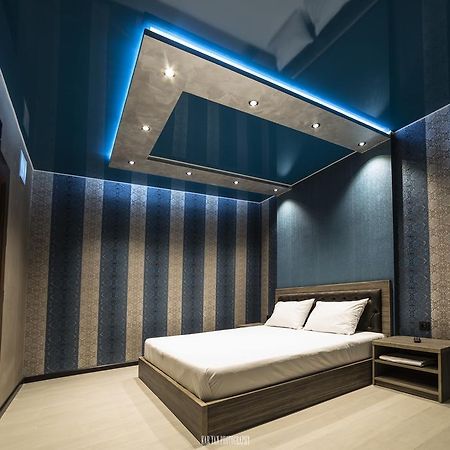 Voyage Hotel Erivan Oda fotoğraf